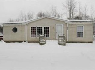 50389 15th Ave, Grand Junction, MI 49056