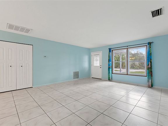 4th image of 1165 36th Ct