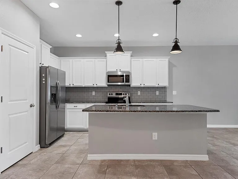 8657 Palmer Park Cir — Photo 17