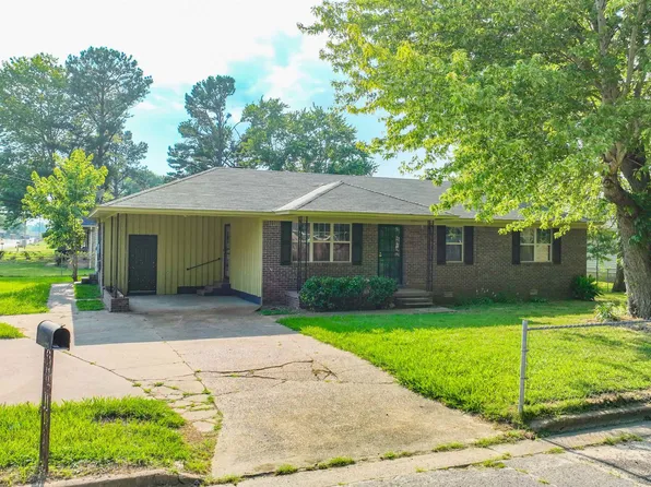 424 Fleming Dr, Brownsville, TN 38012