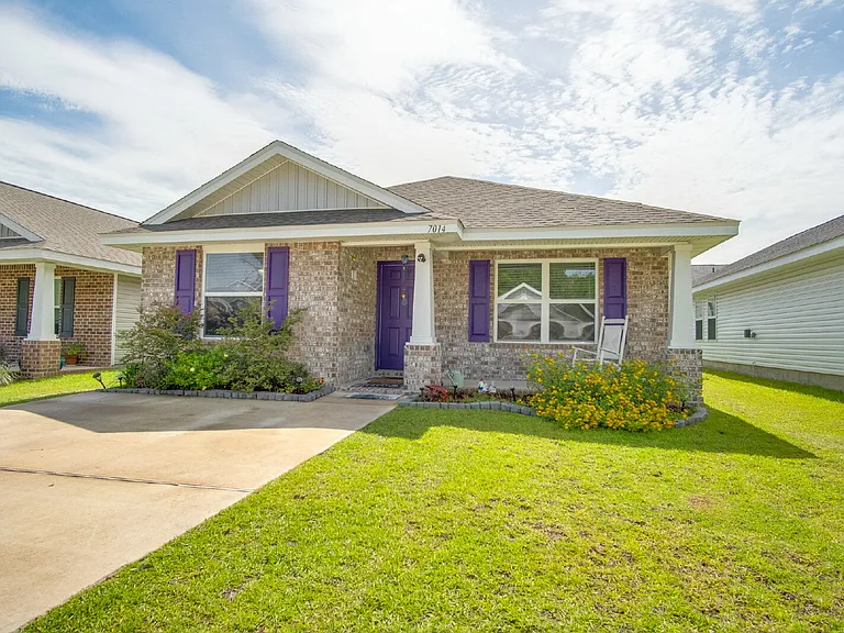 7014 Sonny Dr — Photo 2