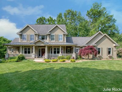 1715 Flowers Crossing Dr NE, Grand Rapids, MI, 49525