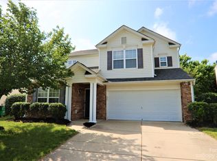 8809 Laurel Run Dr, Charlotte, NC 28269