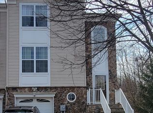 10 Russell Ct, Matawan, NJ 07747