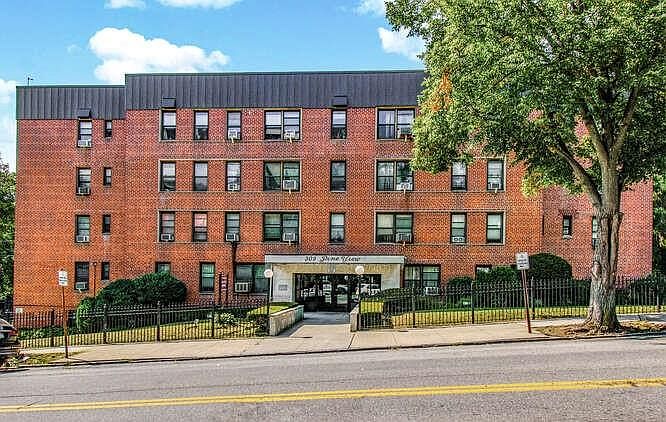 1st image of 309 N Broadway #TC