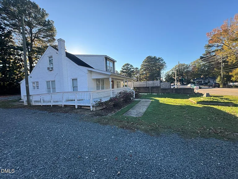 8551 Chapel Hill Rd — Photo 23