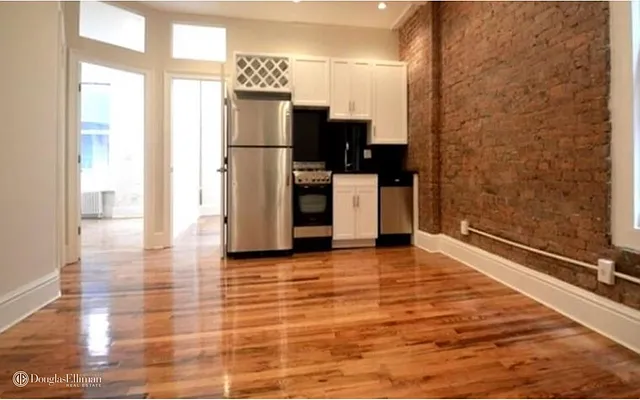 Rented by Douglas Elliman | media 23