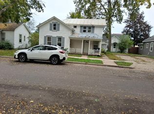 937 Johnson St #2-937-1, La Crosse, WI 54601