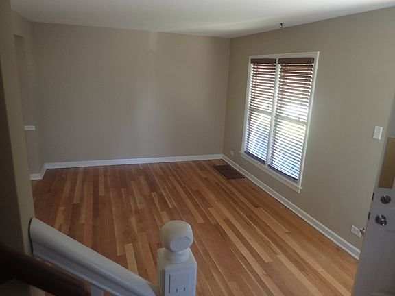 3rd image of 1614 Howard Ave