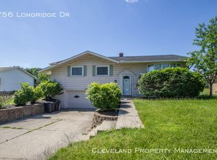 756 Long Ridge Dr, Seven Hills, OH 44131