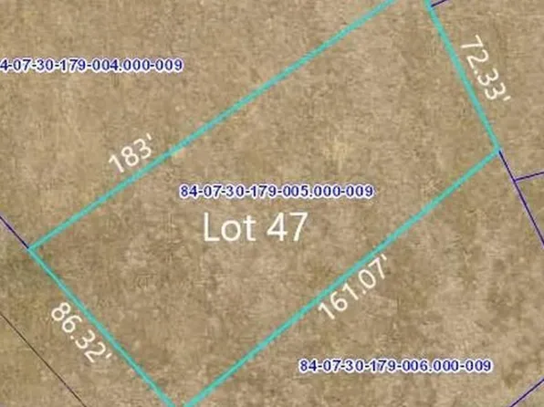 692 Vista Glen Dr, Terre Haute, IN 47803
