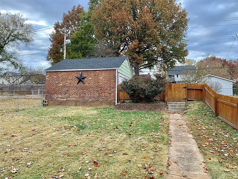 6927 Marquette Ave — Photo 1