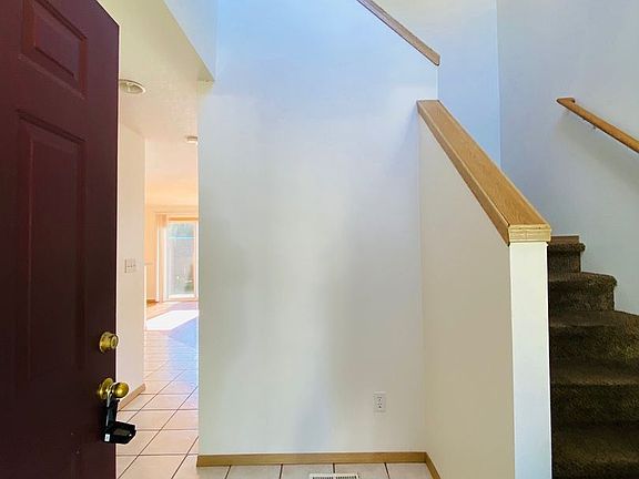 2nd image of 9707 NE 19th Pl