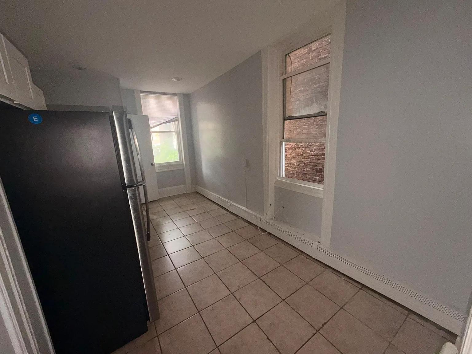 620 8th St — Photo 3