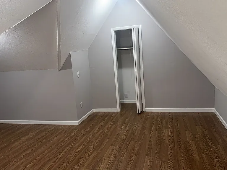 1726 Balkan Pl — Photo 12