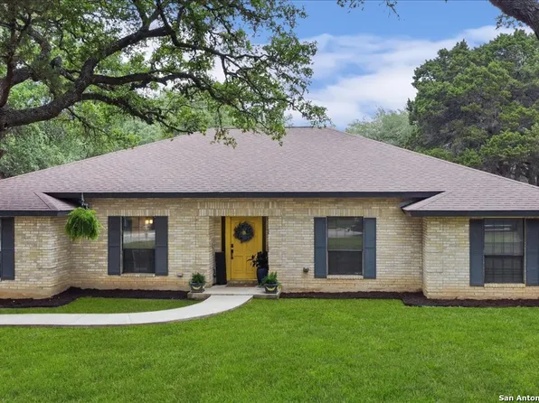 9323 GLOXINIA DR, Garden Ridge, TX 78266