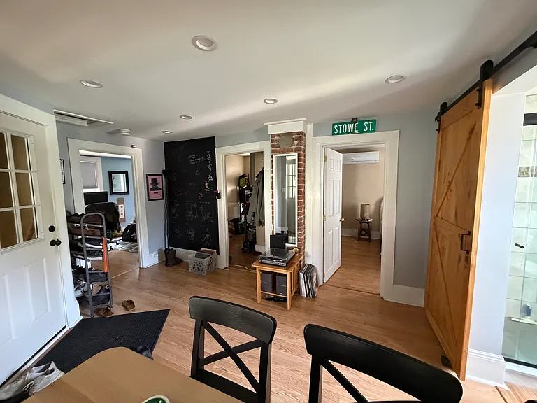 39 Maple St #B — Photo 4