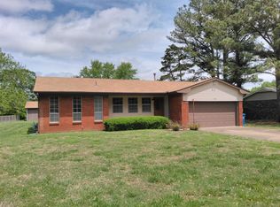 1109 Wendy Ln, Carthage, MO 64836