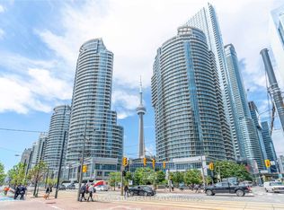 8 York St #2405, Toronto, ON M5J 2Y2