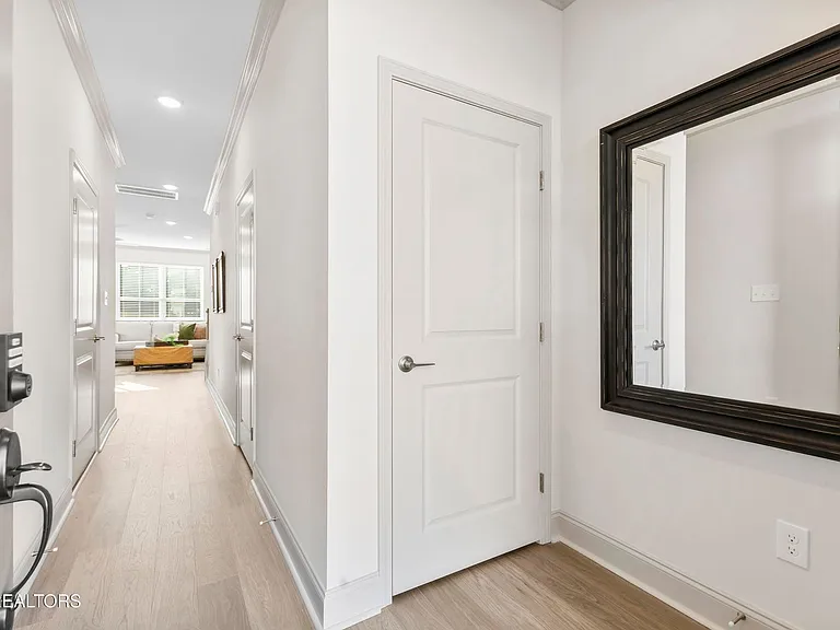 1807 Bennett Village Dr — Photo 3