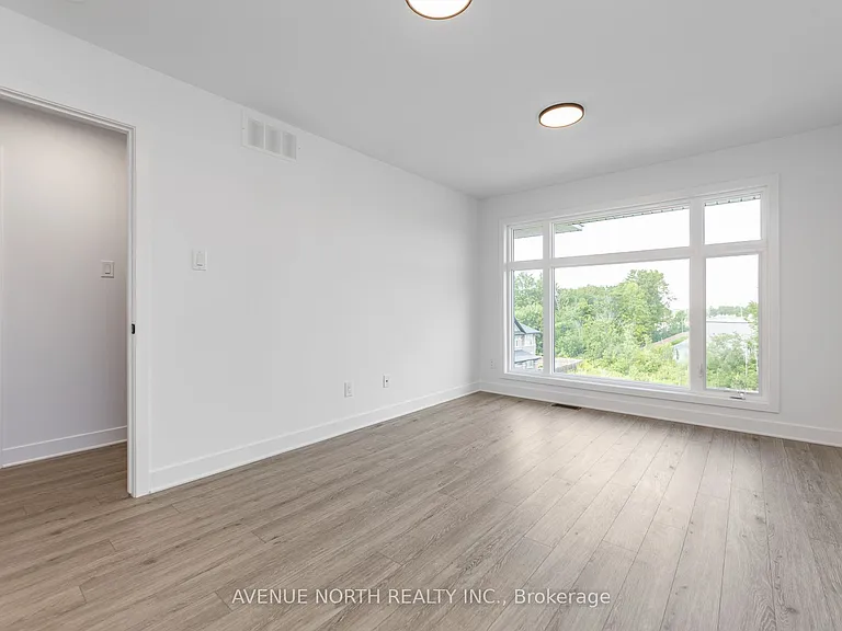 1055 Cedar Creek Dr #F — Photo 25