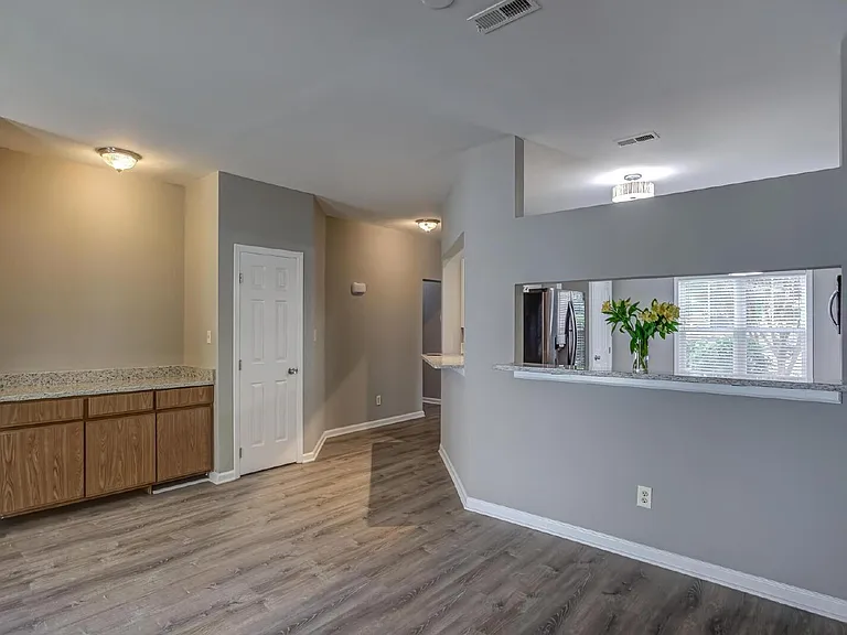 6020 Winterpointe Ln #102 — Photo 22
