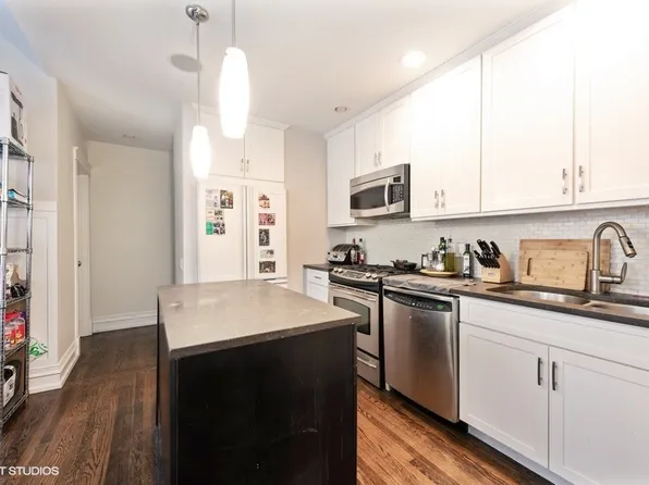 3647 N Wilton Ave, Chicago, IL