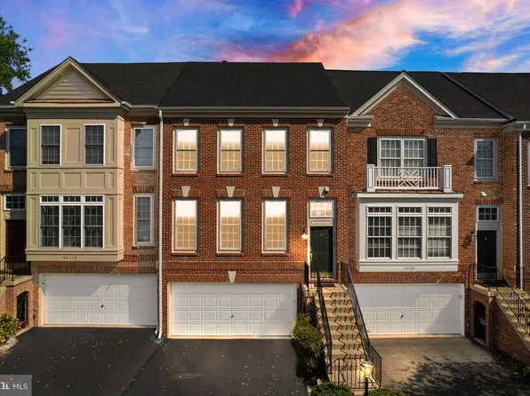 42120 Fremont Preserve Sq, Aldie, VA 20105