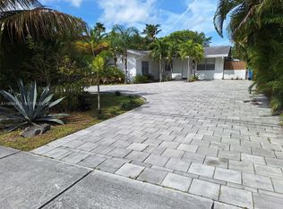 1575 NE 38th St, Fort Lauderdale, FL 33334