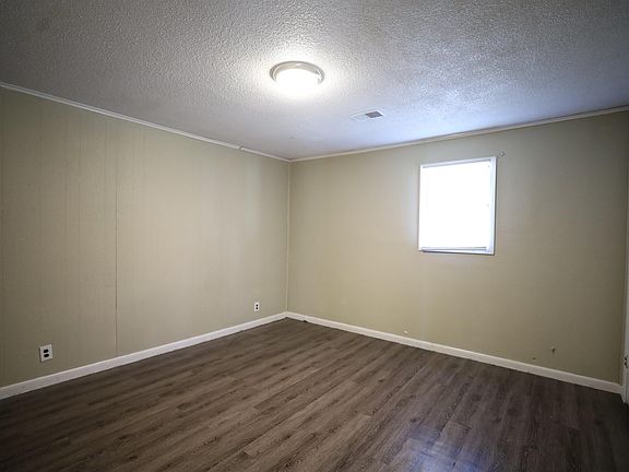 3rd image of 717-721 Ellis Ave