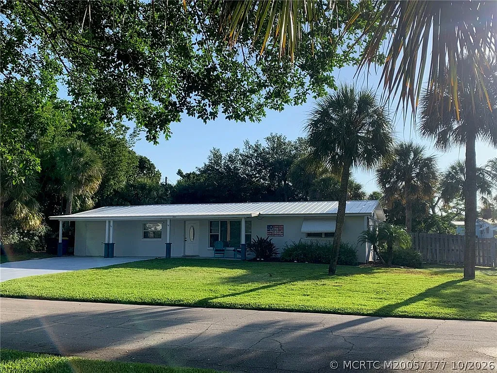 3 bed, 2.0 bath, 1400 sqft, $2,950 — Photo 1