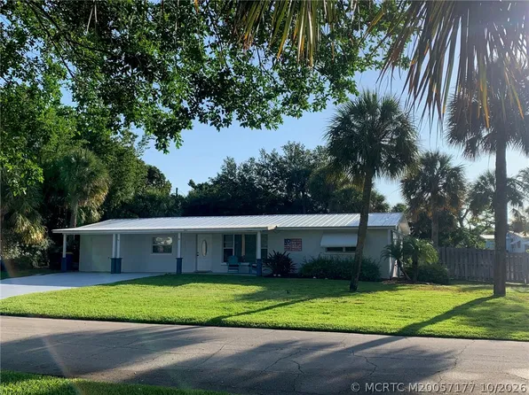 3483 NE Indian Ct, Jensen Beach, FL 34957