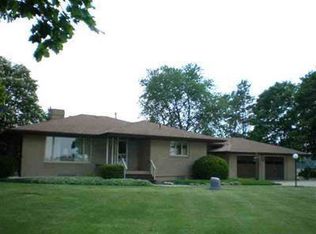 6301 W Caro Rd, Vassar, MI 48768