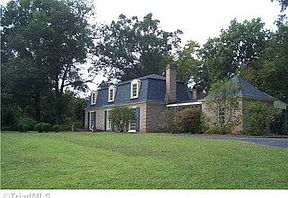 2nd image of 302 Duke Dr