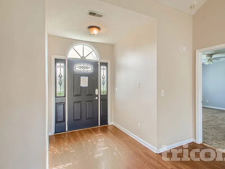 128 Royal Garden Dr — Photo 7
