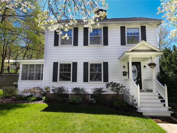 22 W 5th St, Corning, NY 14830