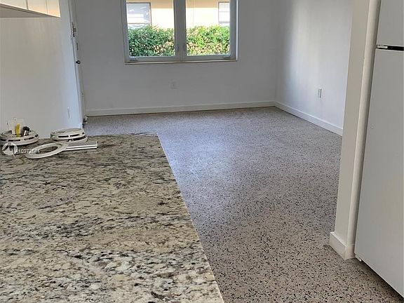 3rd image of 222 Salamanca Ave #1