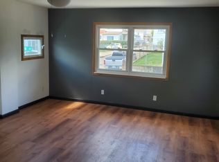 301 Linton St #1, Mc Kees Rocks, PA 15136