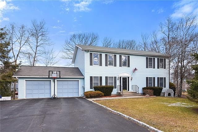 1st image of 1 Cedar Ct
