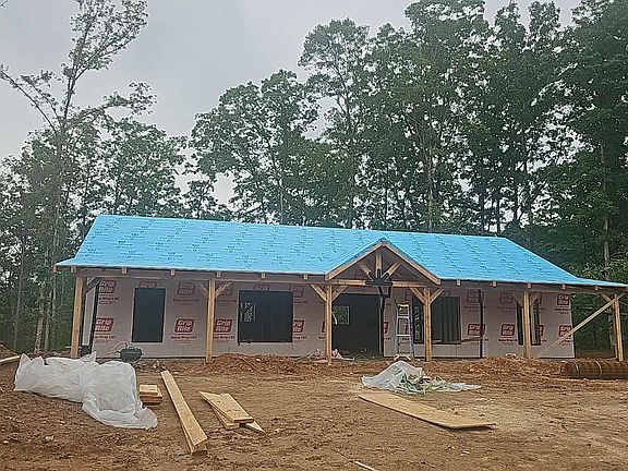 2nd image of 1327 Hop Smith Rd
