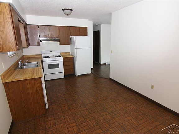 3rd image of 3781 Chevel Dr
