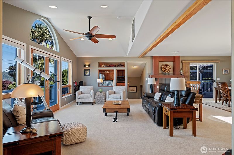 5th image of 8189 Whidbey Drive