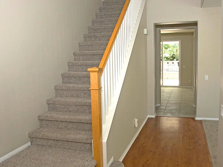 40054 Portsmouth Rd — Photo 8