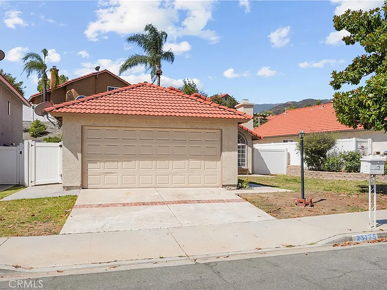 23175 Canyon Pines Pl — Photo 3