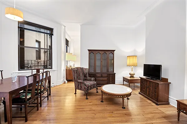 Sold by Compass | media 1