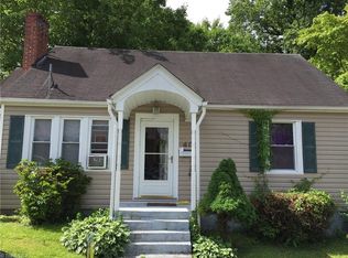 405 Pippen St, Mount Airy, NC 27030