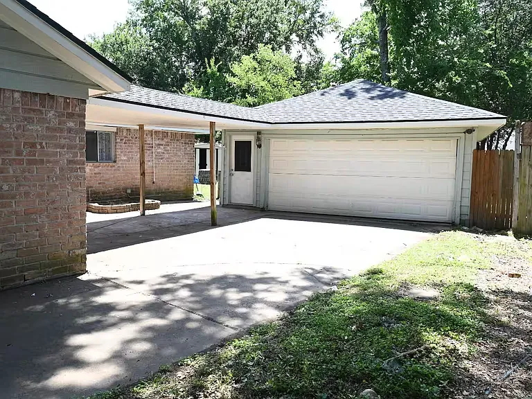 23115 Whispering Willow Dr — Photo 10
