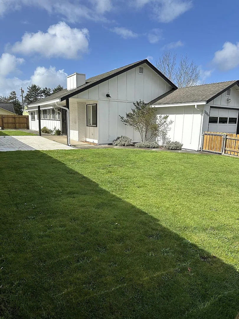 Building Photo - 1086 John Hill Rd