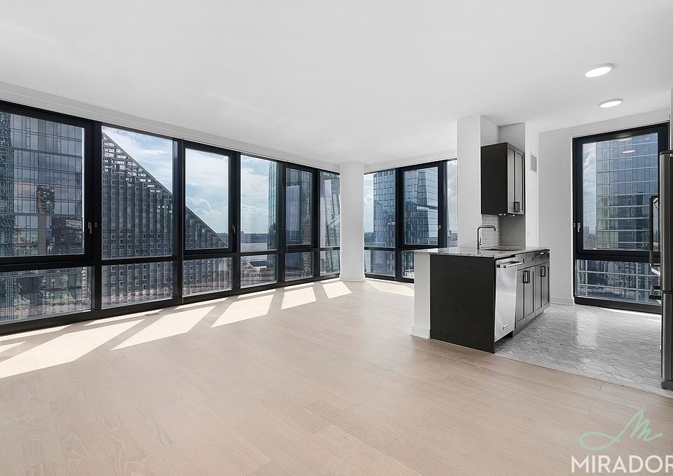 1st image of 21 W End Ave APT 3004