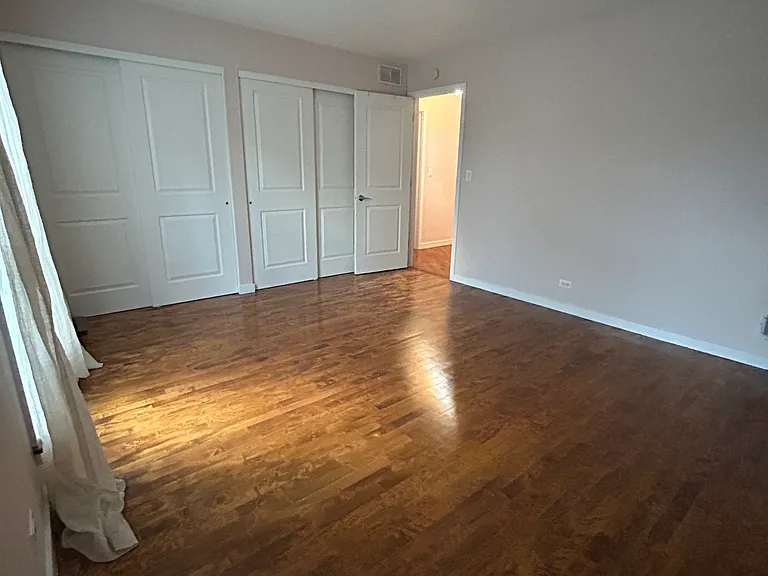 5400 Carriageway Dr — Photo 12